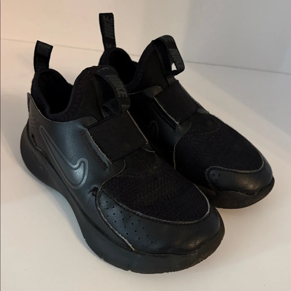 Nike Flex Runner 3 Sneakers Boys Size 11 / 11c